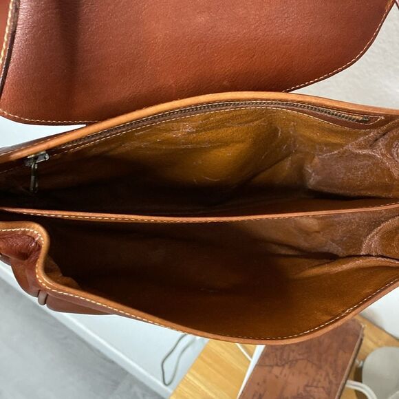 MICHEL CLO Women’s Soft Thick Shoulder Bag with Magnetic Flap Closure - Picture 9 of 15